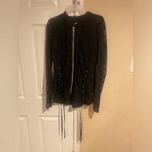 Royal bones lace hoodie size xl (runs small so I’d say large) perfect condition